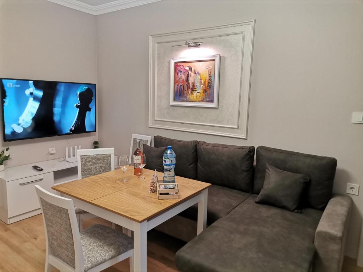 Family Boutique Residence-Free Parking Veliko Tarnovo Buitenkant foto