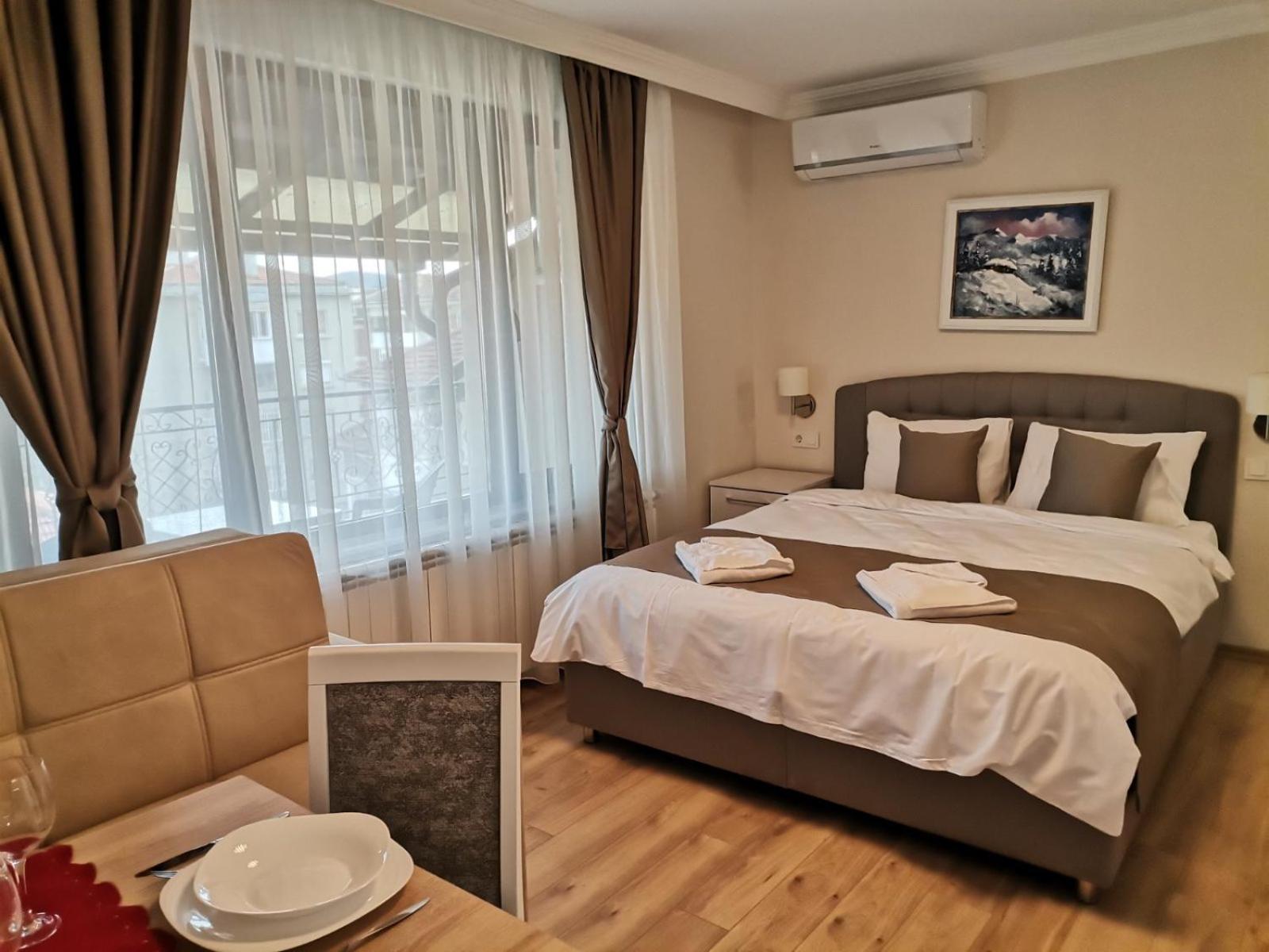 Family Boutique Residence-Free Parking Veliko Tarnovo Buitenkant foto