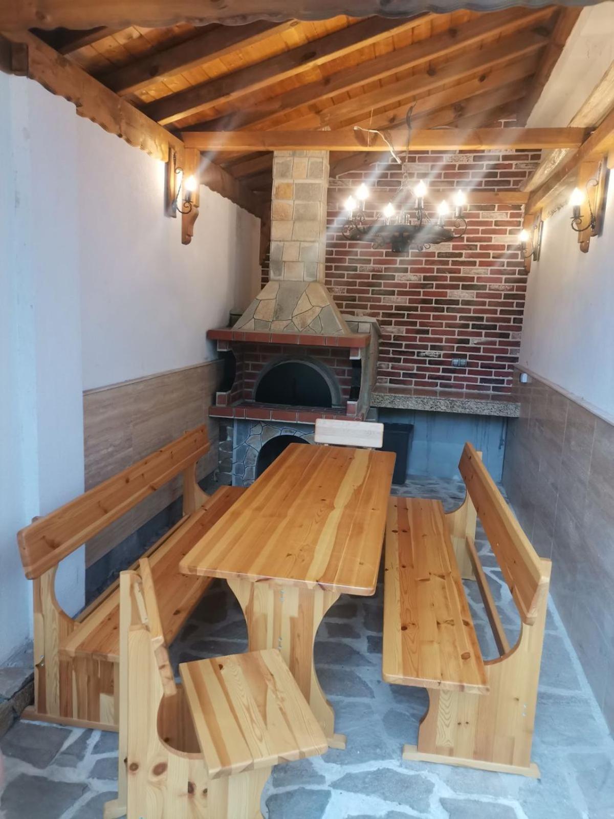 Family Boutique Residence-Free Parking Veliko Tarnovo Buitenkant foto